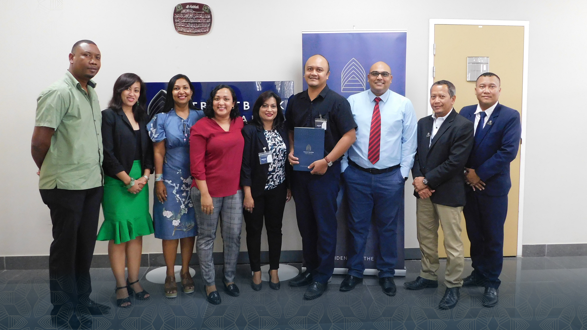 Trustbank Amanah Trustbank Amanah tekent samenwerking met SPWE, RACO en SAO. 